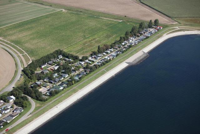 Bungalow Aan De Thoolse Kust Poortvliet Екстер'єр фото