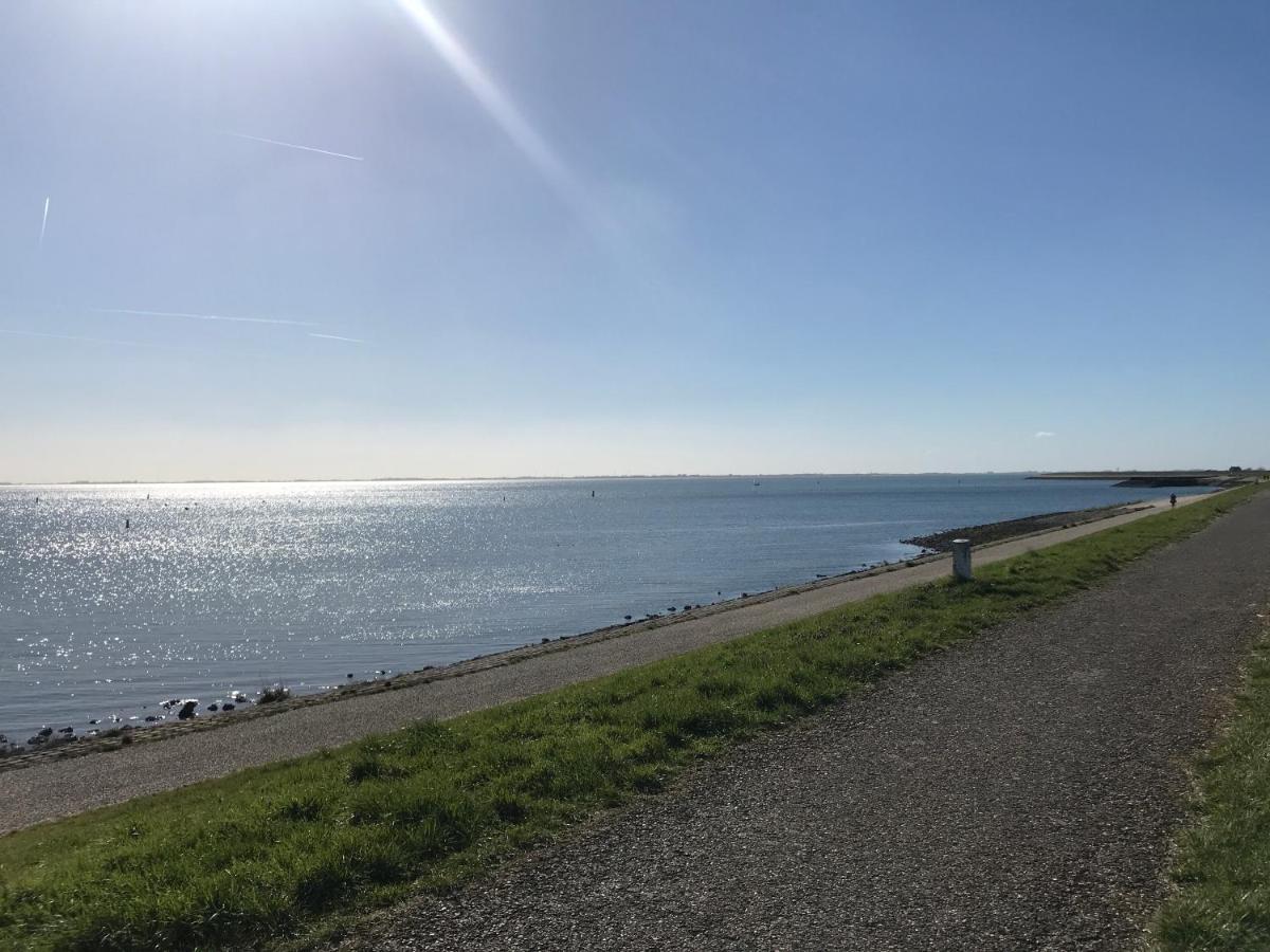 Bungalow Aan De Thoolse Kust Poortvliet Екстер'єр фото