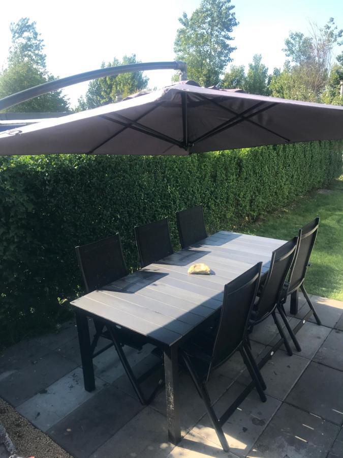 Bungalow Aan De Thoolse Kust Poortvliet Екстер'єр фото